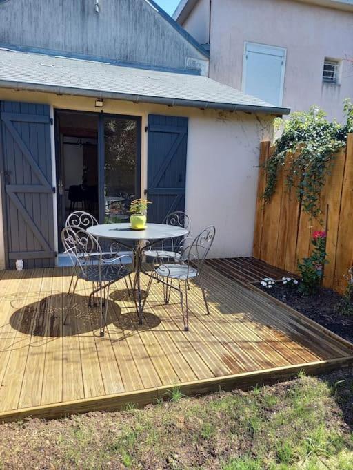La Petite Longere La Mercerie Bourges Exterior foto